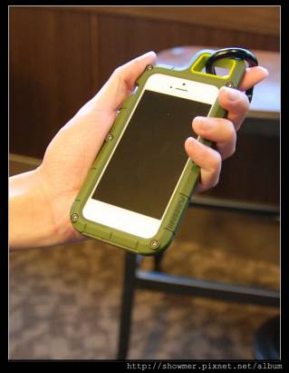 野外運動風的 iphone 5 保護殼 PUREGEAR PX360