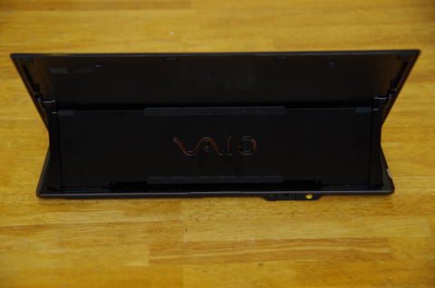鍵、指、筆搭配平板、筆電的全新體驗， Sony VAIO Duo 11 動手玩