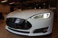 來自矽谷的時尚科技大玩具，在台北遇見 Tesla Model S