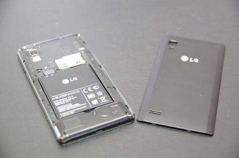 LG Optimus L 家族最新成員， 4.7 吋 Optimus L9 時尚登場