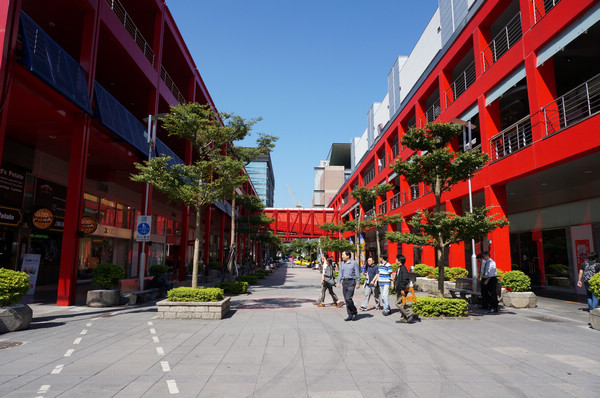 NEX 家族發展的準成熟型， NEX-6 動手玩