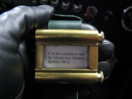 祖父級的古典導航手錶