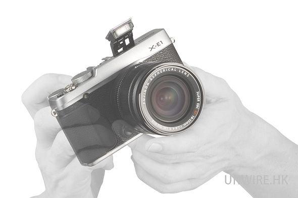 【真機初試】 X-PRO 1 瘦身輕量版 – Fujifilm X-E1 登場