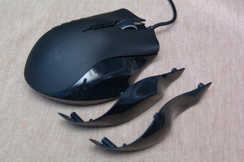 經典 MMO 鼠再進化， Razer Naga 2012 動手玩