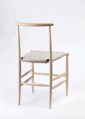 【皮與骨】溫潤簡約木椅