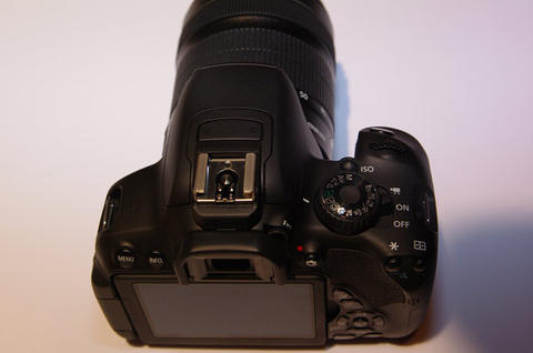 Canon EOS 650D 在台發表，強調下攻入門易用、上打專業機能