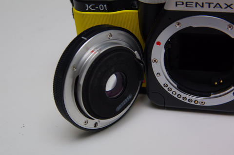巨匠玩物 Pentax K-01 （01）：外觀介面篇