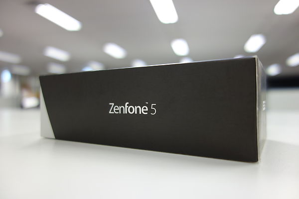 全新UI設計 ASUS ZenFone 5開箱實測