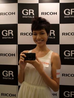[香港]首加機身防震 – Ricoh GR Digital IV