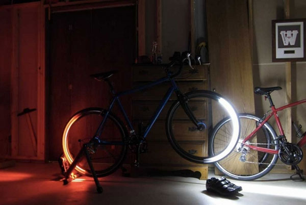 改變自行車照明觀念，利用輪胎當作車燈