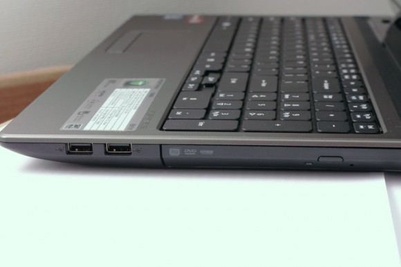 【香港】雙劍合壁的遊戲威力 － Acer Aspire 5560G