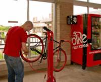 雙輪維修機（Fixtation）：現在連自動販賣機都可以修腳踏車了，捷安特你不跟進嗎？