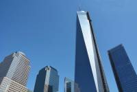 自紐約「世界貿易中心一號大樓」躍下的第一人稱視角影片