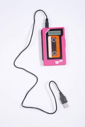 功能簡單的 MP3 隨身聽，造型簡單易上手