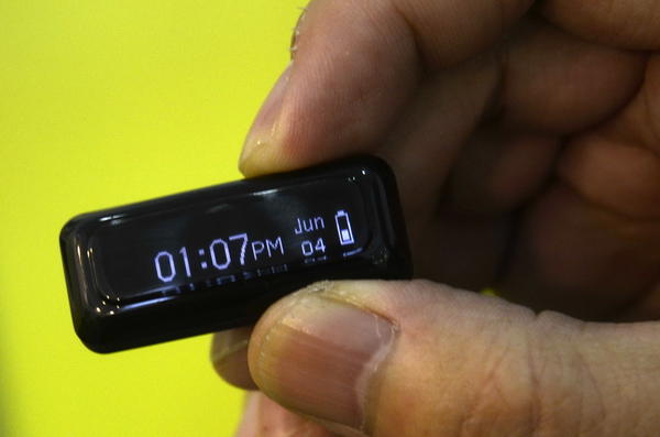 Computex 2014：普達飛科技的智慧型手錶與手環