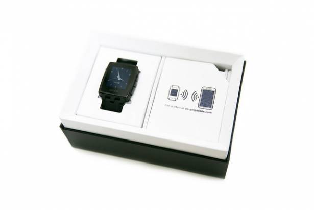 PEBBLE 智慧手錶新款 STEEL 金屬版  (1) 開箱分享