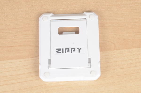 易攜且實用的Zippy手機 / 平板多用途立架動手玩