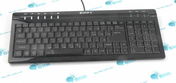 去找鍵盤廠商的朋友，順便所幹來的一把ZIPPY發光鍵盤