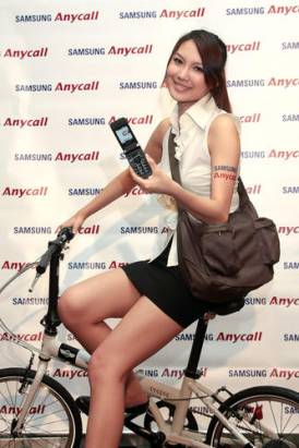 Samsung發表4款手機，不強調規格，外型與實用為導向