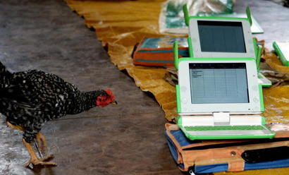 OLPC：老師嫌這些百元筆電看起來太像玩具...