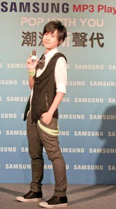 Samsung U5與Q2隨身聽在台上市發表會