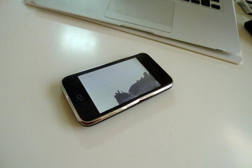 我的iPhone 3G壞掉了...