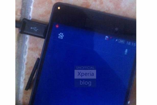 Sony Xperia Z3 實機流出: 竟然像 Note 3 那麼大 [圖庫]
