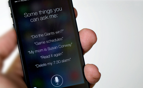 勿向 Siri 亂說話: 有人問了 Siri 一個問題, 結果被抓