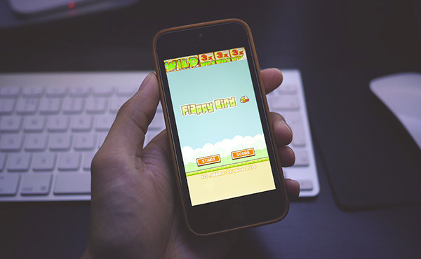 iPhone/Android電話安裝了Flappy Bird? 你有機會大賺$10萬美元
