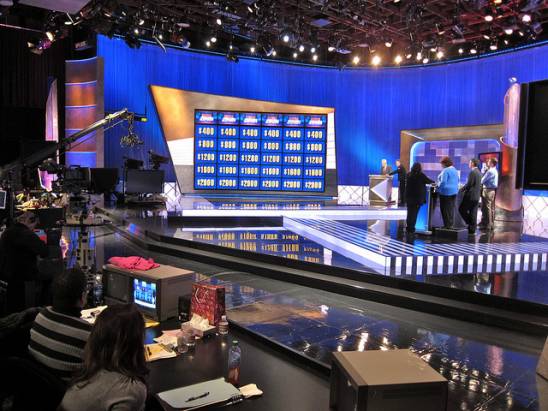 美國老牌益智節目Jeopardy!遭玩弄？華裔參賽者：這本來就是場遊戲