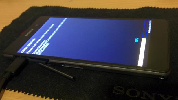 全新Sony電話曝光: 這部就是Xperia Z2? [圖庫]