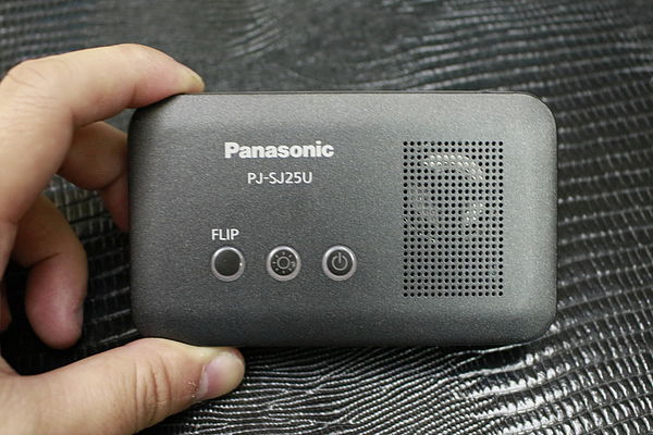 360度旋轉 Panasonic CF-AX2 強固平板/筆電