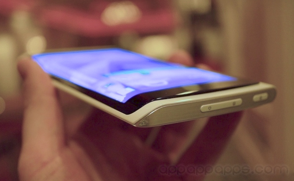 Samsung高層親口透露: Galaxy S5掃瞄眼睛, Note 4「多面螢幕」