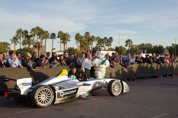CES 2014 ：投入寧靜的速度革命，高通全力贊助並投入技術於 Formule-e 賽事