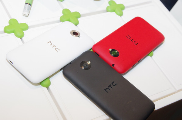 HTC 推出四款處理器都不同廠的 Desire 新機，分別與三大電信進行合作
