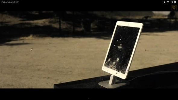 用 Google Glass 看著 iPad Air 被射殺