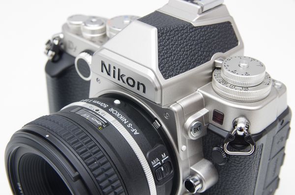 回歸攝影本質的復古全幅機， Nikon Df 正式推出