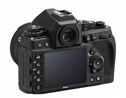 發表前夕，Nikon DF產品圖流出，有像FM2嗎？