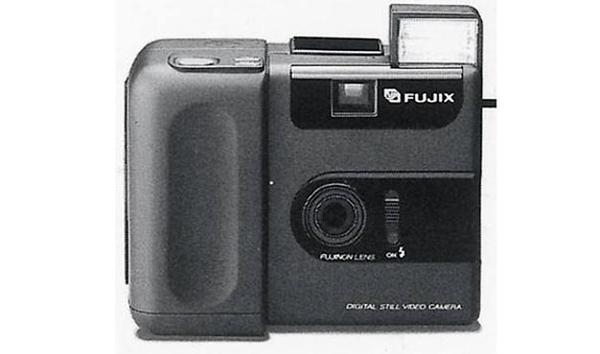 歷史至今最重要的 30 部數位相機