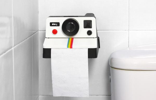 寶麗來彩虹機︰吐出來的不是相紙，是廁所衛生紙