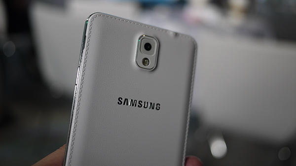 Samsung Galaxy Note 2 vs Note 3 智慧型手機大比較（新增軟體篇）