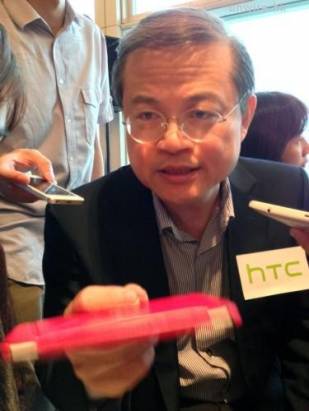 考慮「一籃子因素」One max 定價合理！HTC 北亞區總經理董俊良專訪
