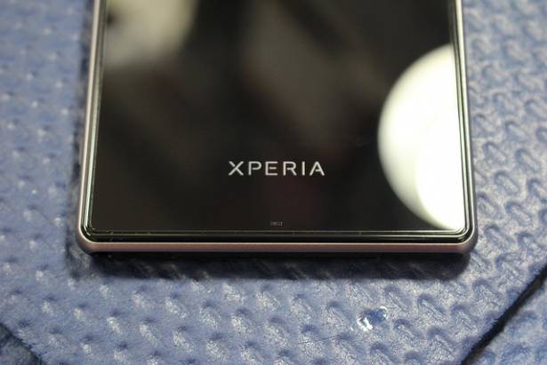 Power of Sony，Xperia Z1 防水旗艦機開箱