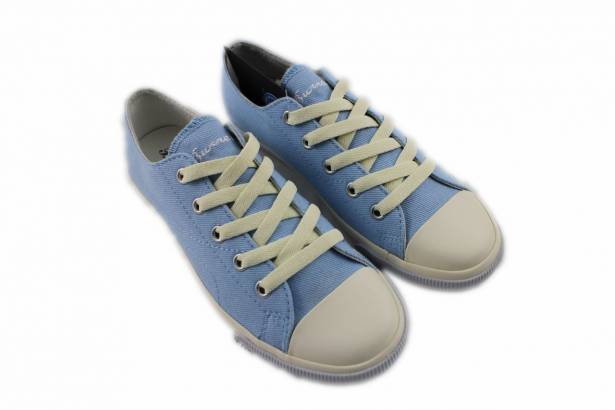 2014春夏新款 Burnetie女款 薄底低筒帆布鞋(淺藍色)