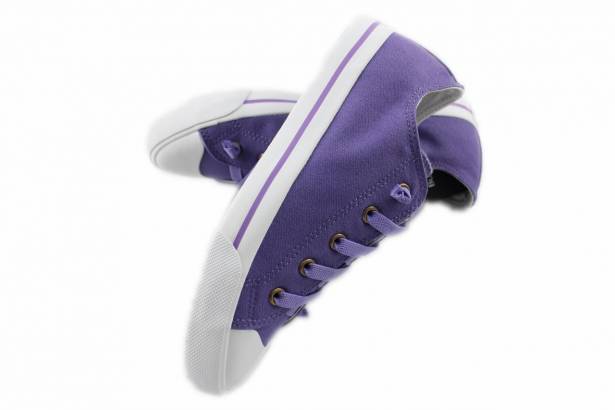 2014春夏新款 Burnetie女款 素色低筒帆布鞋(紫色)