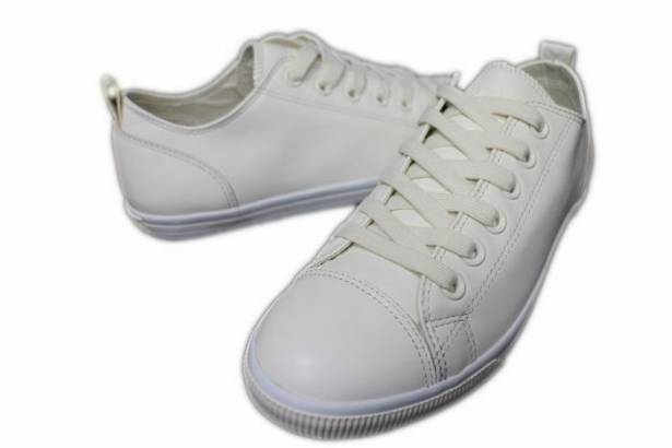 2014春夏新款 Burnetie男款 皮革低筒鞋(白色)