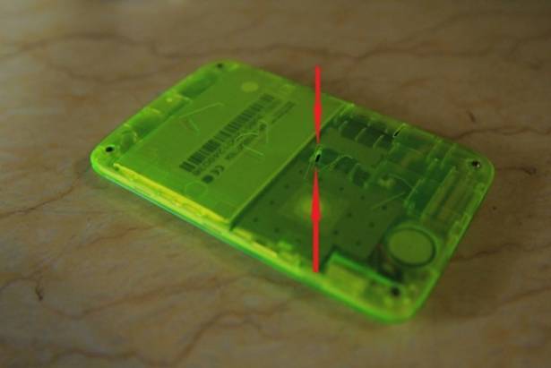 【評測】Card Phone CM1-AQUA —— 真正達到實用的防水名片機