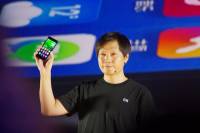 小米正式發表小米手機 3 ，針對不同基頻推出 Tegra 4 與 Snapdragon 800 雙版