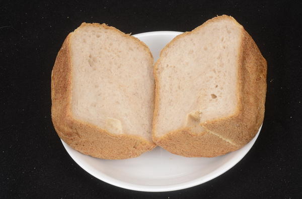 真想逆推胖達人麵包……還是算了。試以宅麵包來說明如何判別麵包的香精問題