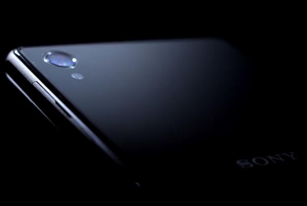 Sony終於釋出Xperia Z1 Honami倩影片段，真是吊人胃口，要等到9月4日才會揭曉